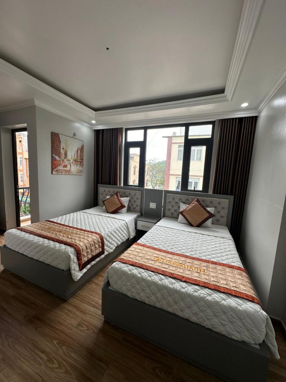 Viet Hoang Hotel Hạ Long Extérieur photo