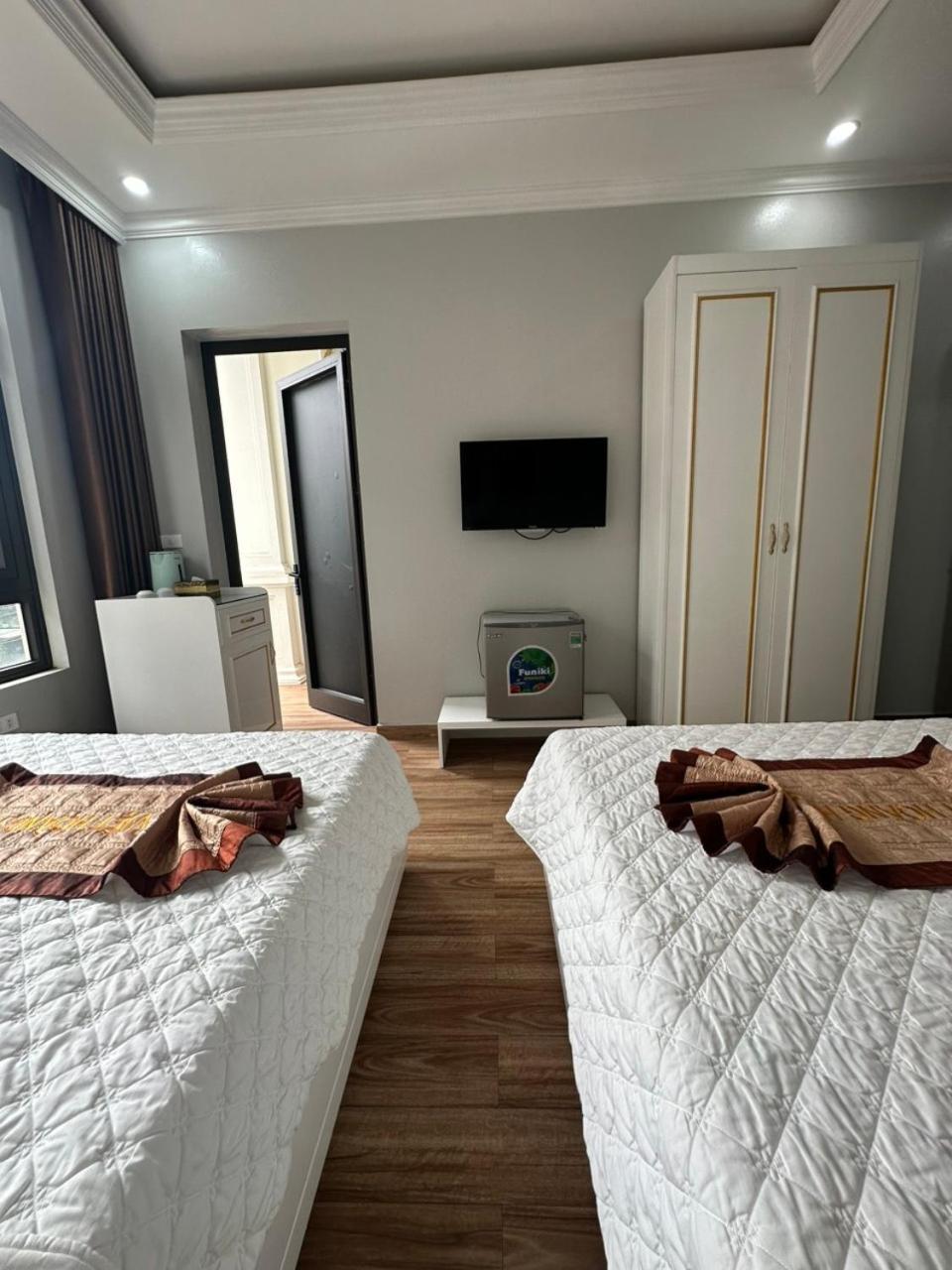 Viet Hoang Hotel Hạ Long Extérieur photo