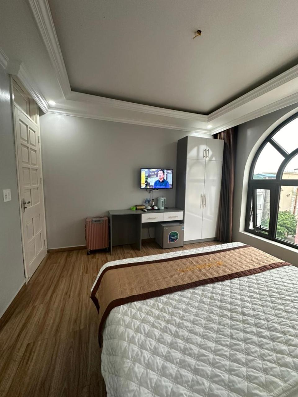 Viet Hoang Hotel Hạ Long Extérieur photo