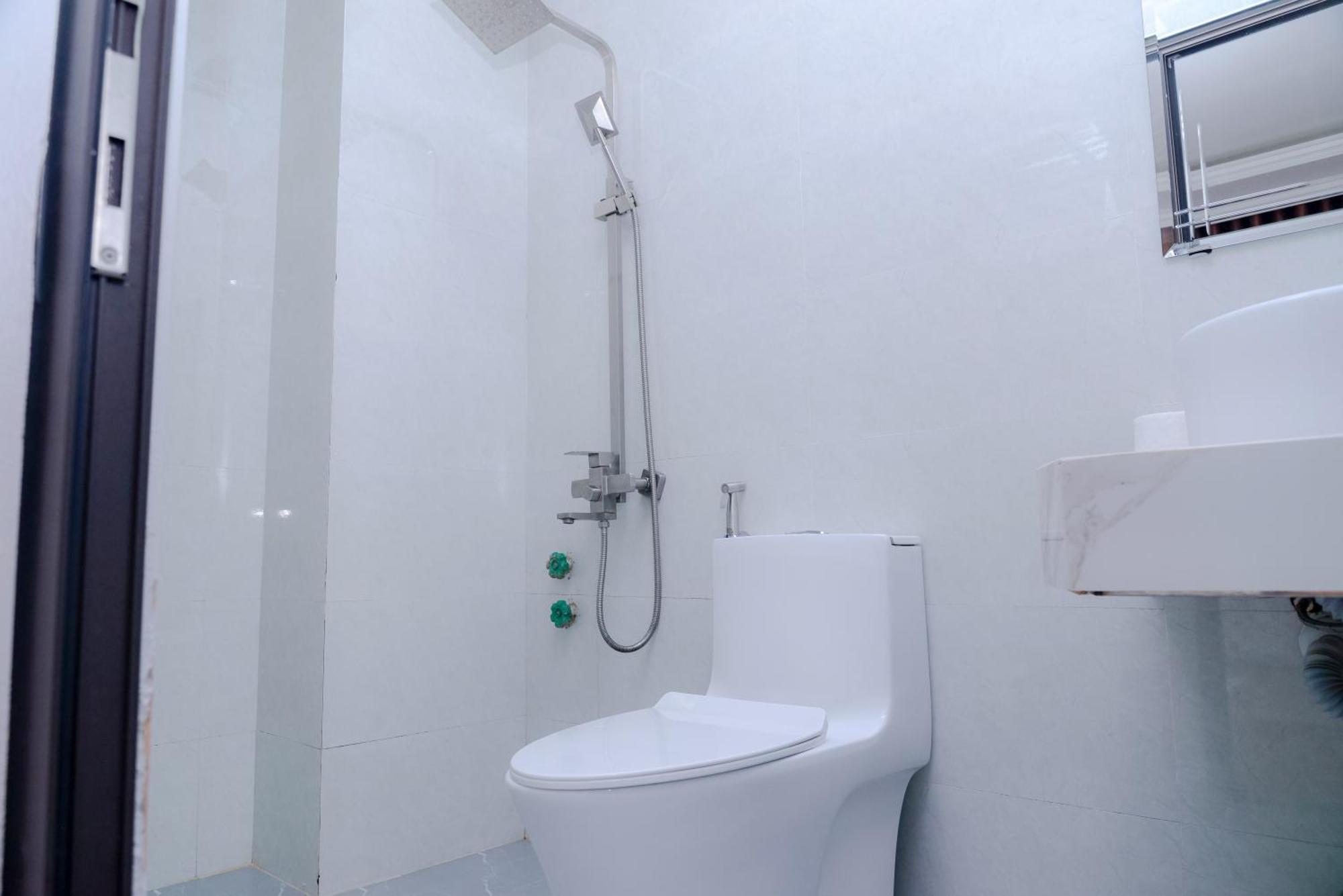 Viet Hoang Hotel Hạ Long Extérieur photo